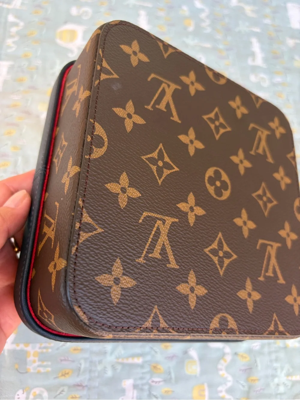 Louis Vuitton vanity boite